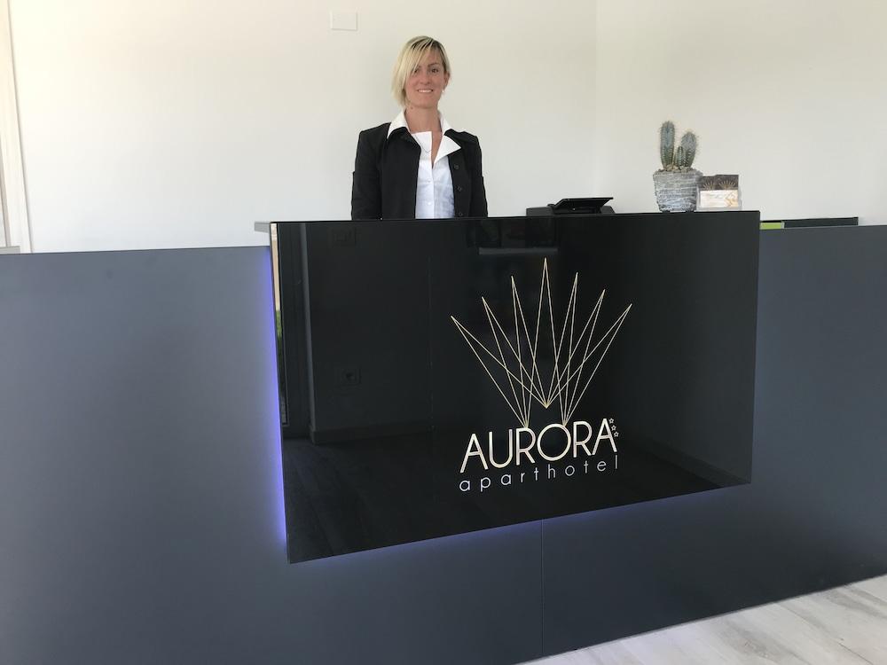 Aurora Aparthotel