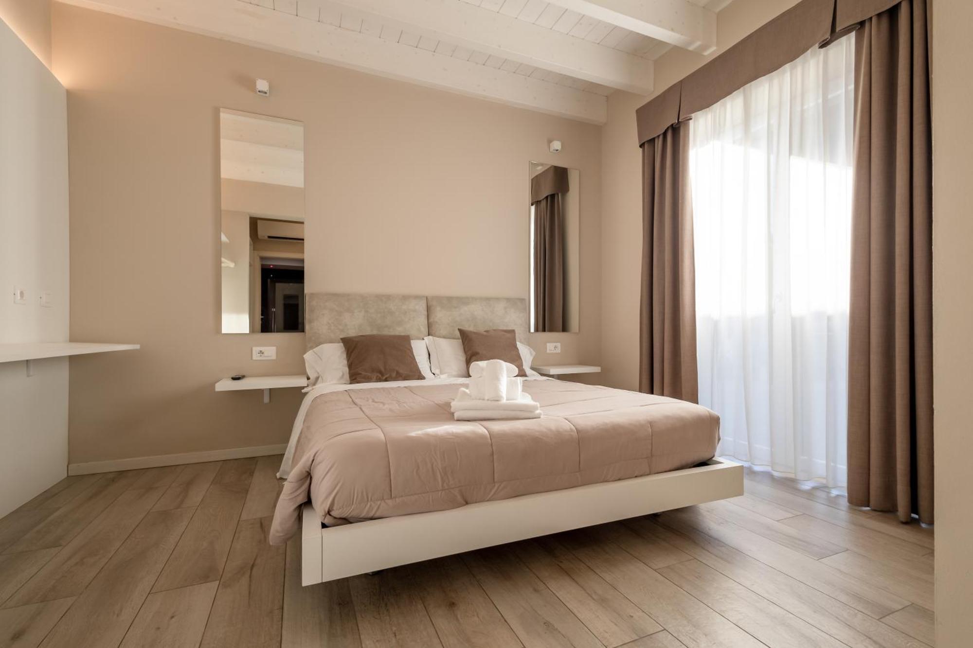 Aurora Aparthotel Peschiera del Garda