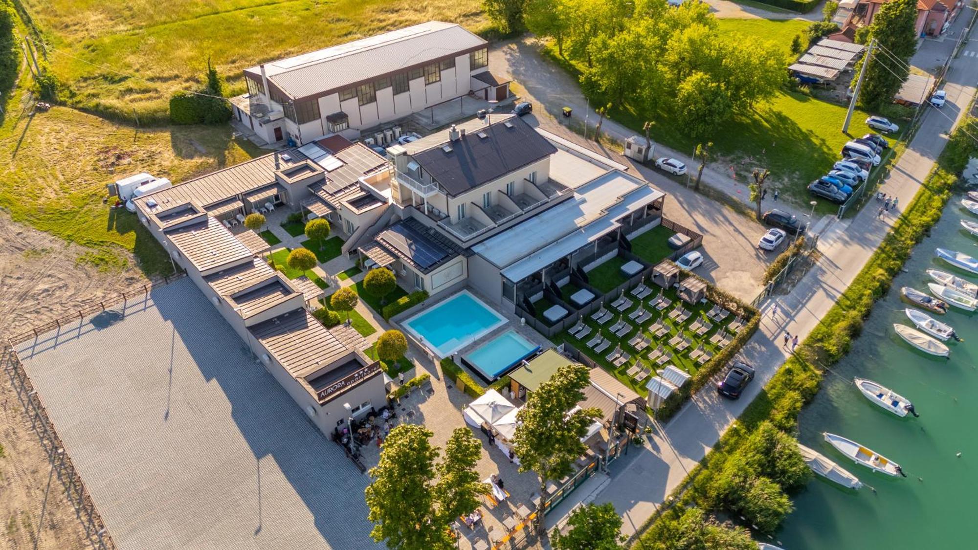 Apart-hotel Aurora 3*