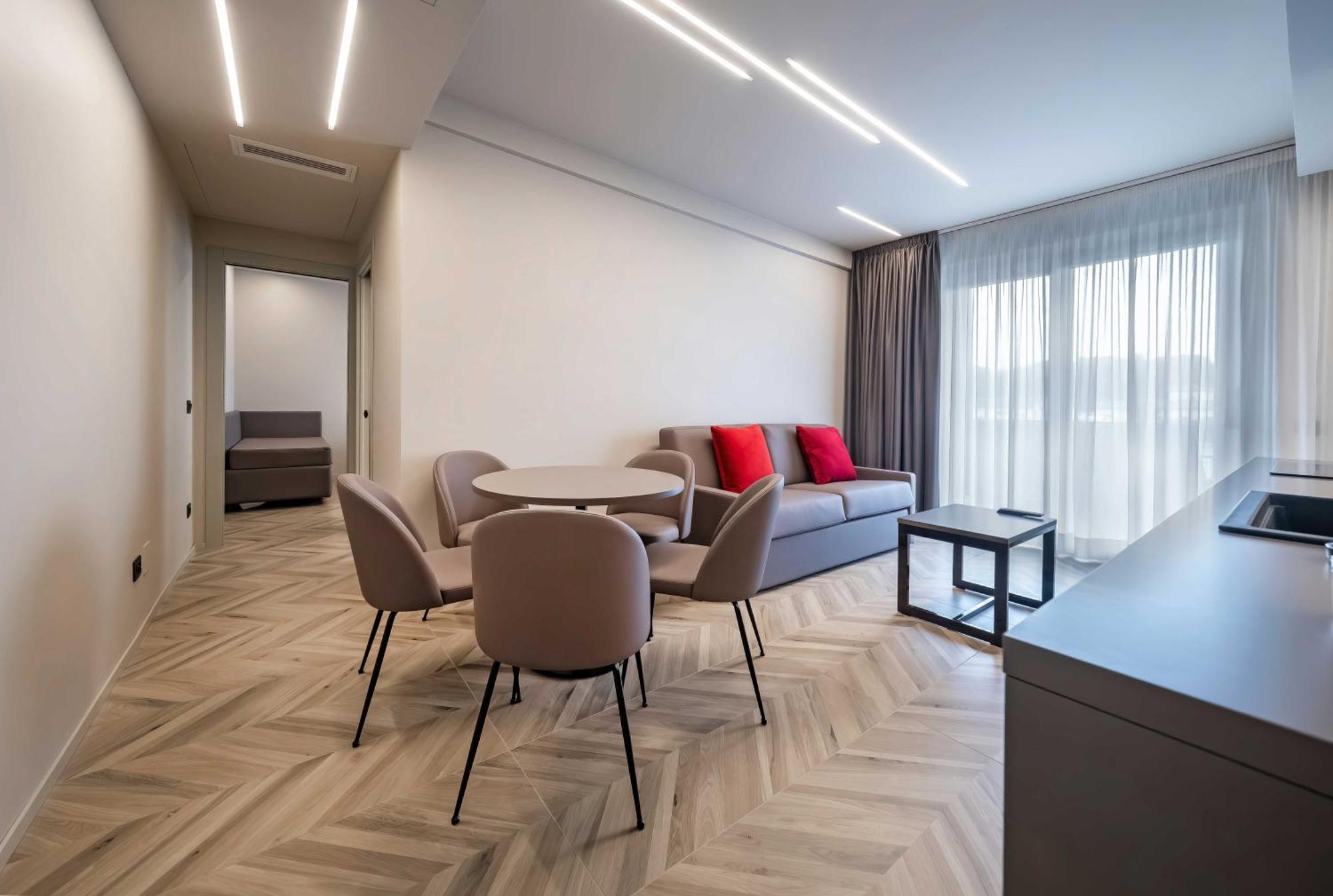 Aparthotel Aurora
